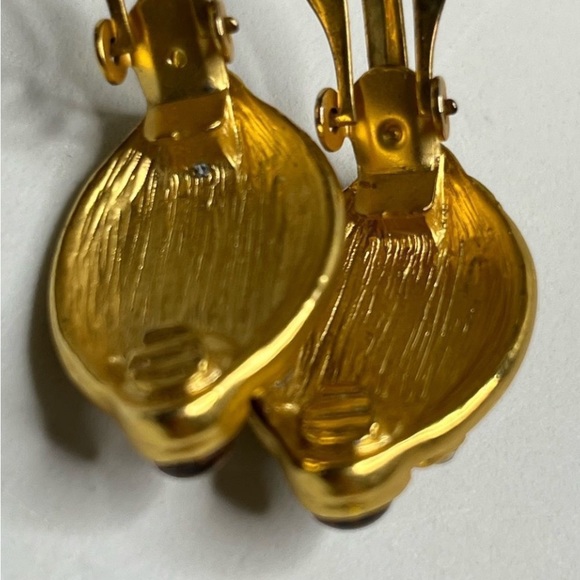 Vintage Amber Metal Flakes Rhinestone Clip On Gold Tone Statement Earrings - Picture 4 of 11